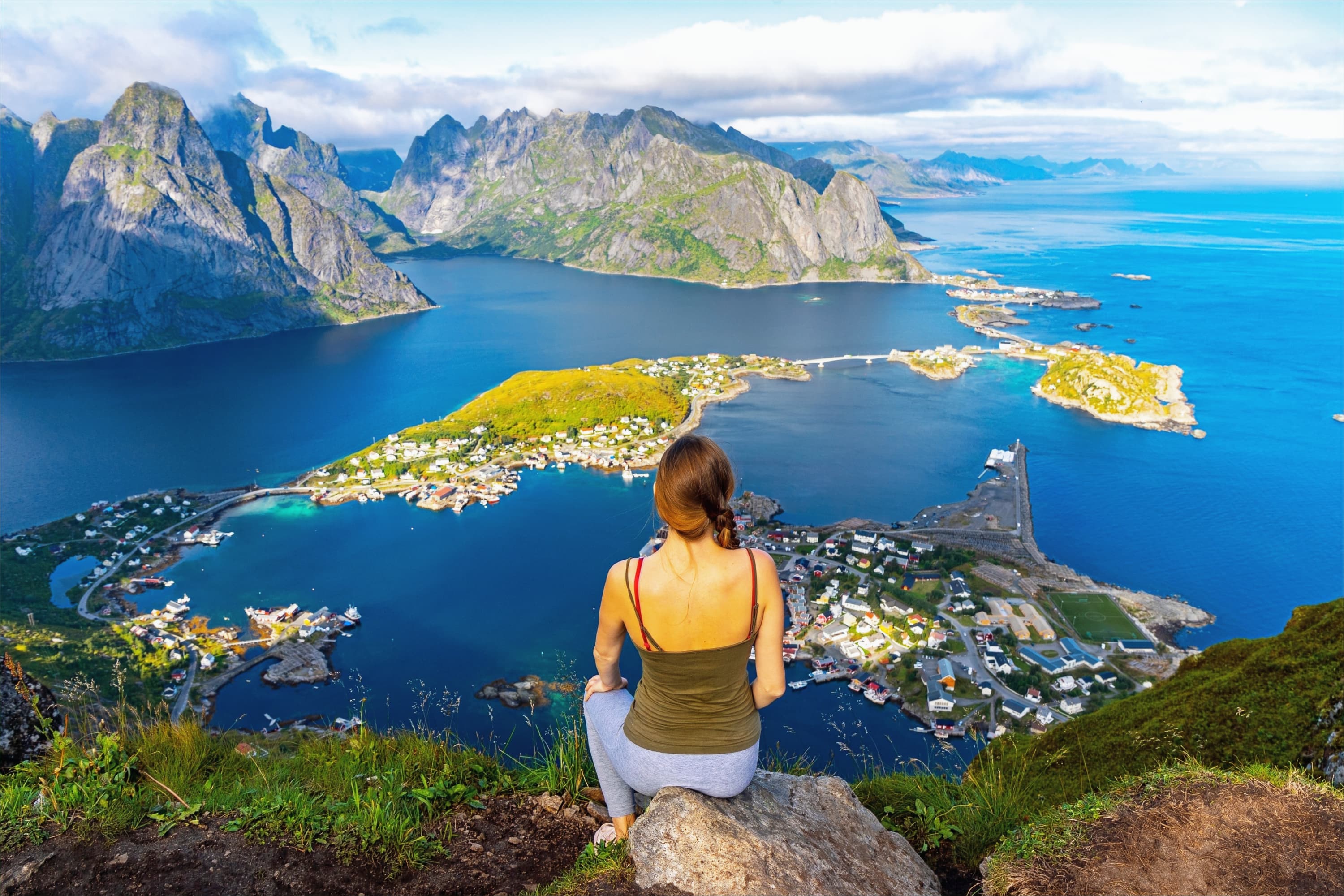 Sol de medianoche en las Islas Lofoten